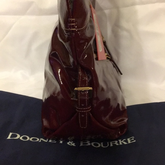 BRAND NEW Dooney & Bourke Medium Cinzia Bag - Picture 7 of 8